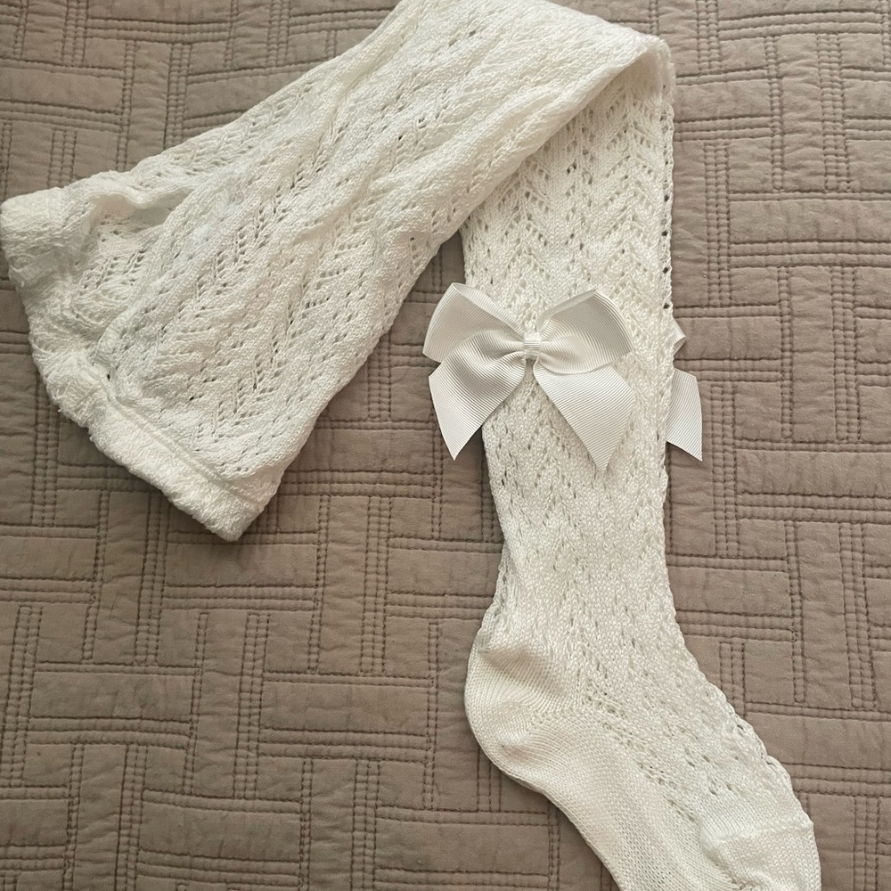 White Lace Knit Stockings with Bow for little girls. Size 2 T.